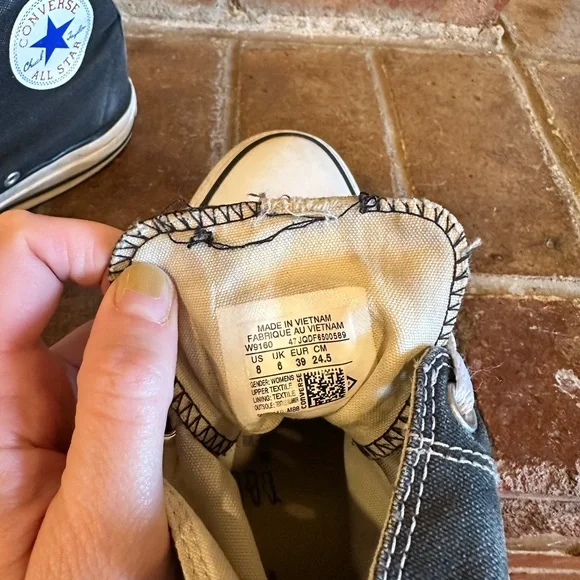 Converse Black and White High-Tops - Picture 5 of 6